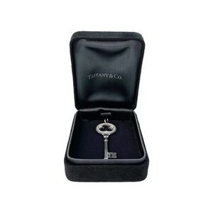 TIFFANY & Co Large 18K White Gold Diamond Clover Trefoil 2.25" Key Penda…